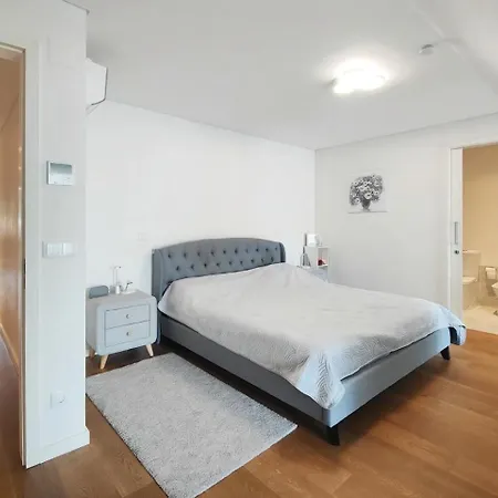 Penthouse T3 Com Vista Para A Cidade Casa de Férias *
